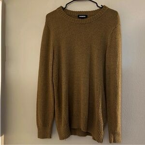 EXPRESS CREE NECK SWEATER. BROWN. USED. SIZE: MEDIUM